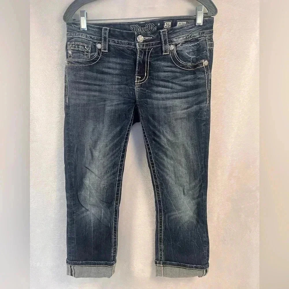 Miss Me Mid-Rise Easy Crop Size 26